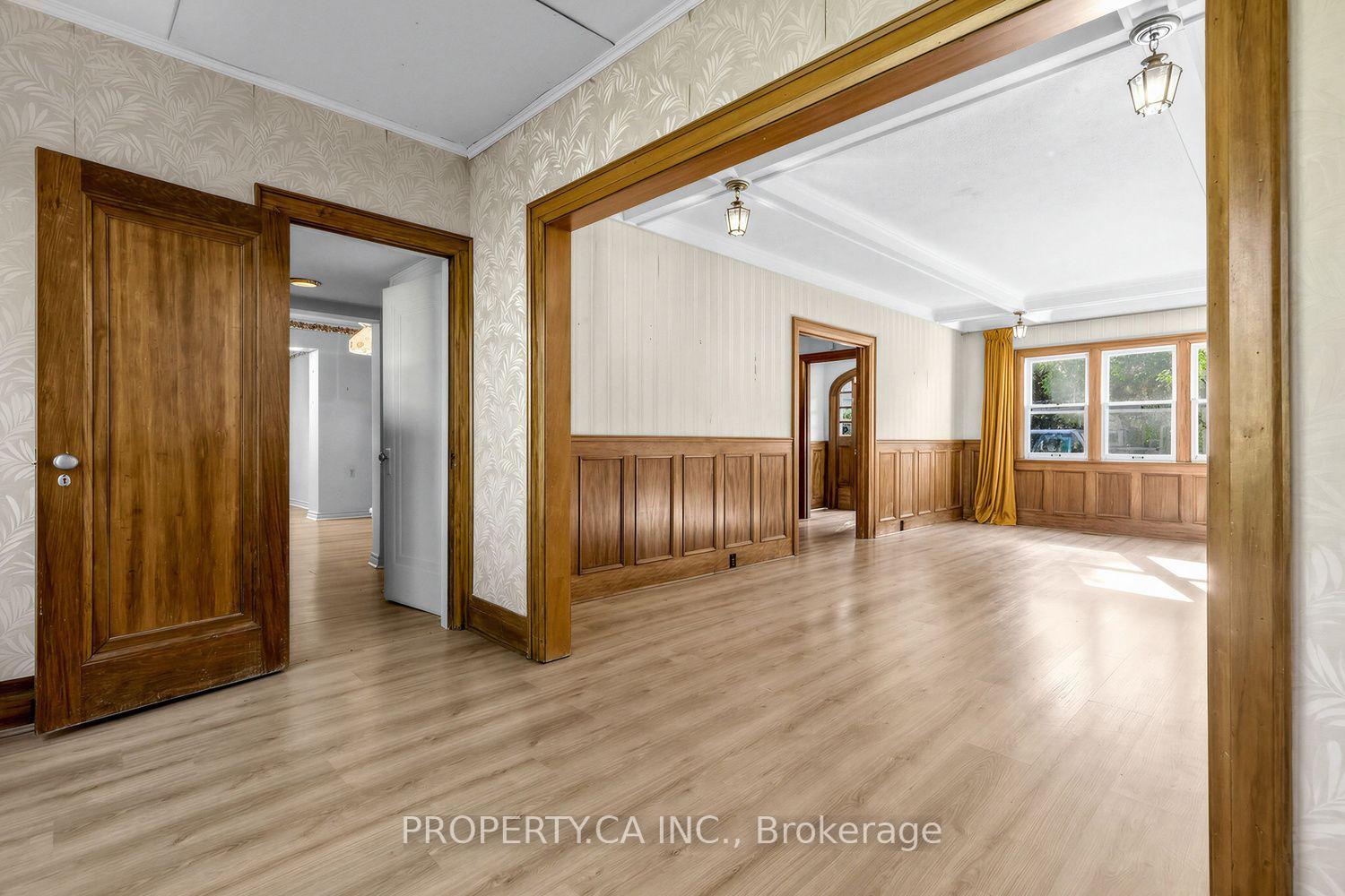 Photo 22 of 54 Baby Point Road, Toronto, Lambton Baby Point — HOMEH