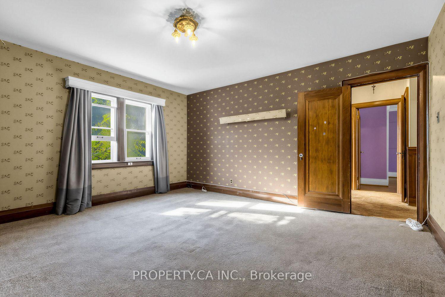 Photo 27 of 54 Baby Point Road, Toronto, Lambton Baby Point — HOMEH