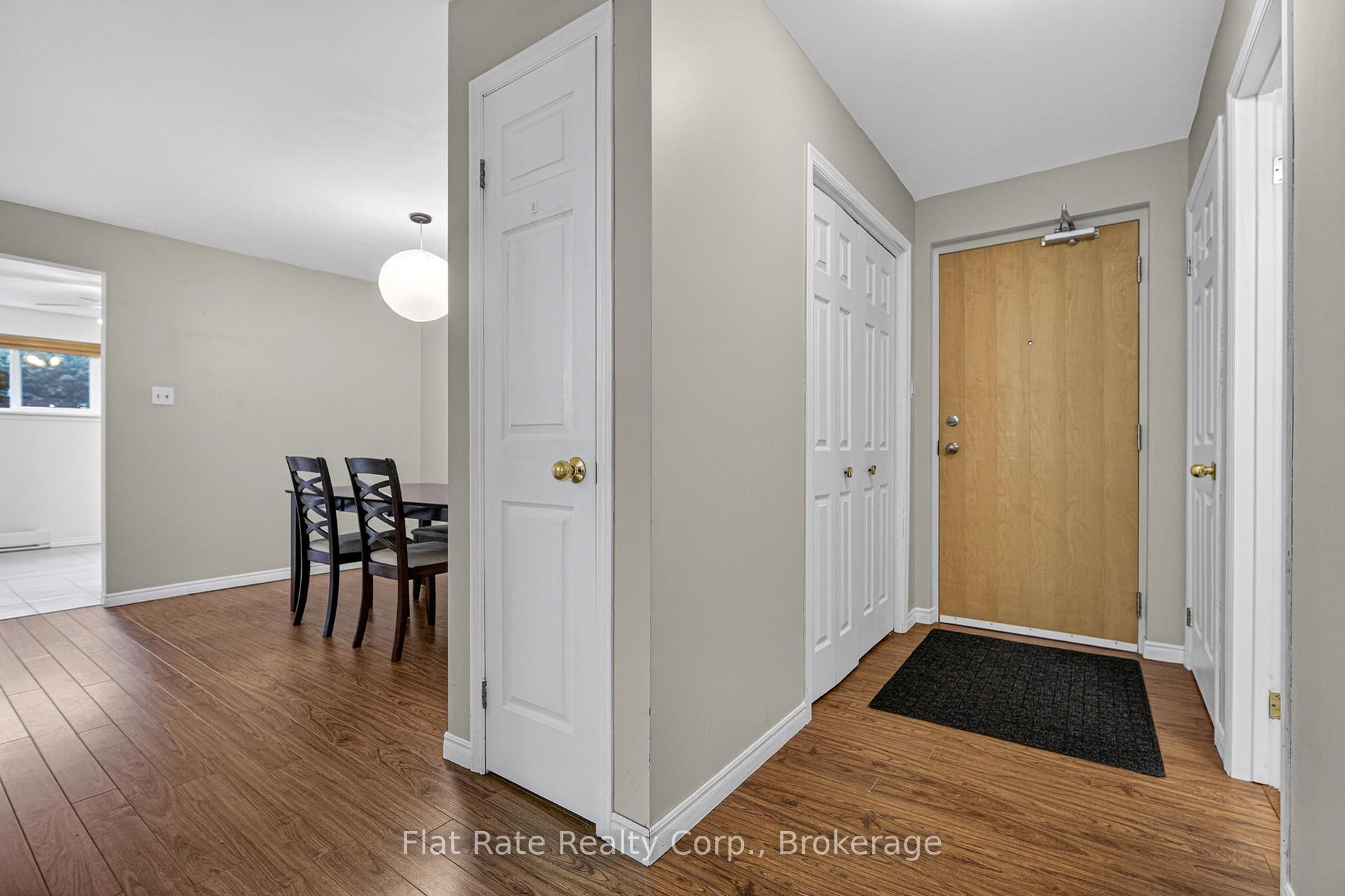 Photo 3 of Unit 101, 1429 Clearview Drive, Peterborough, Monaghan Ward 2 — HOMEH