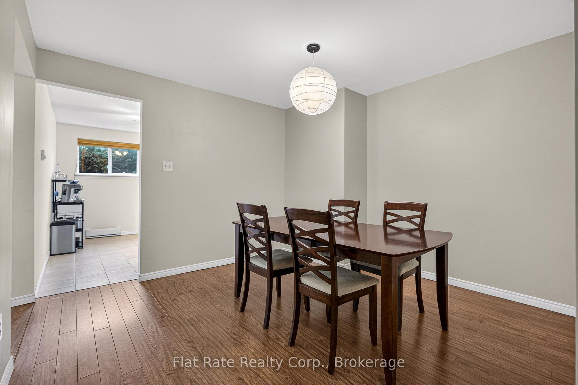 Photo 8 of Unit 101, 1429 Clearview Drive, Peterborough, Monaghan Ward 2 — HOMEH