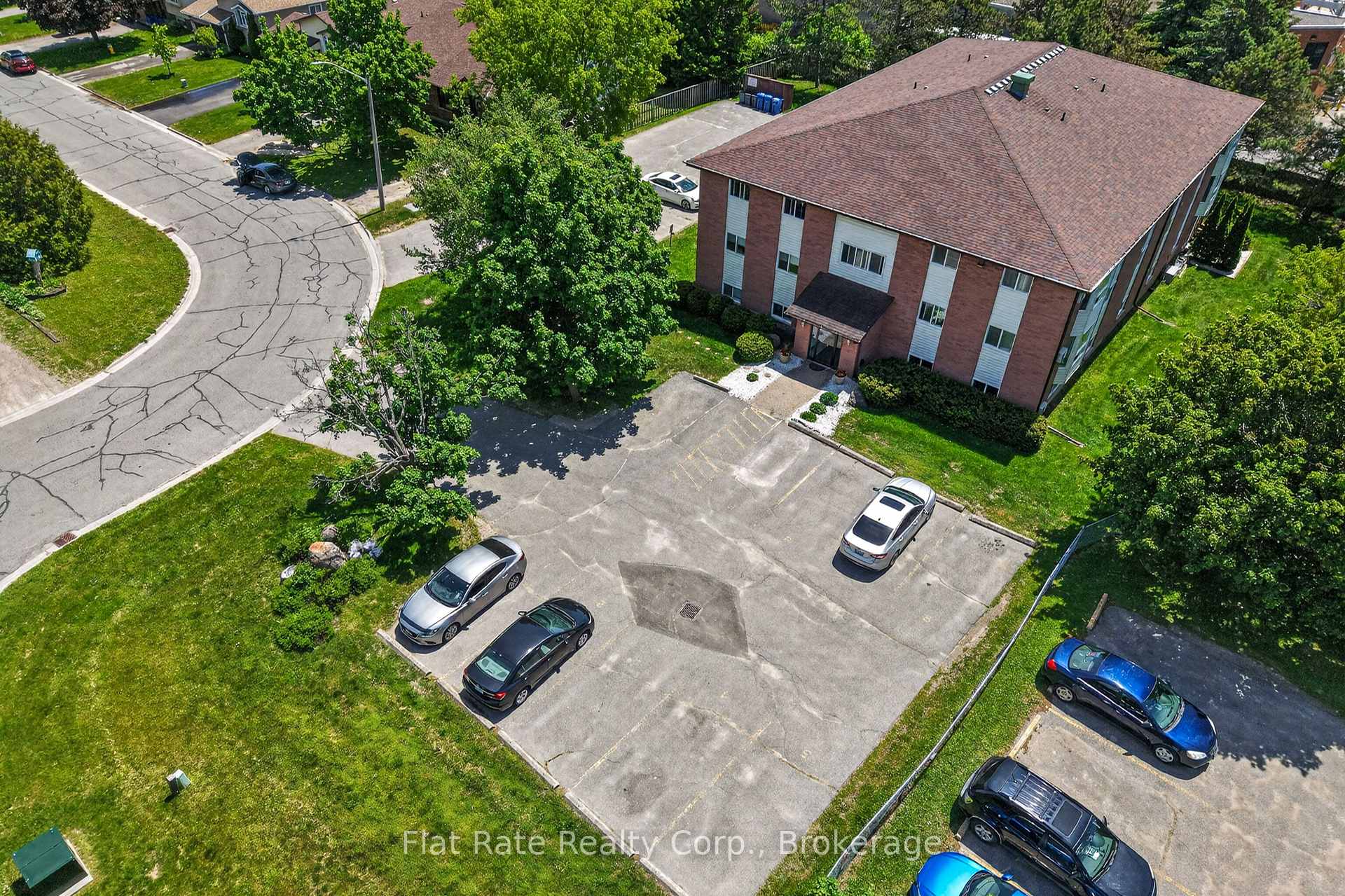 Photo 18 of Unit 101, 1429 Clearview Drive, Peterborough, Monaghan Ward 2 — HOMEH