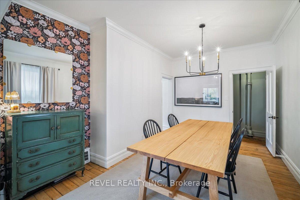 Photo 9 of 47 Mill Street N, Hamilton, Waterdown — HOMEH