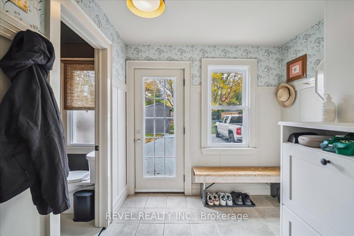 Photo 18 of 47 Mill Street N, Hamilton, Waterdown — HOMEH