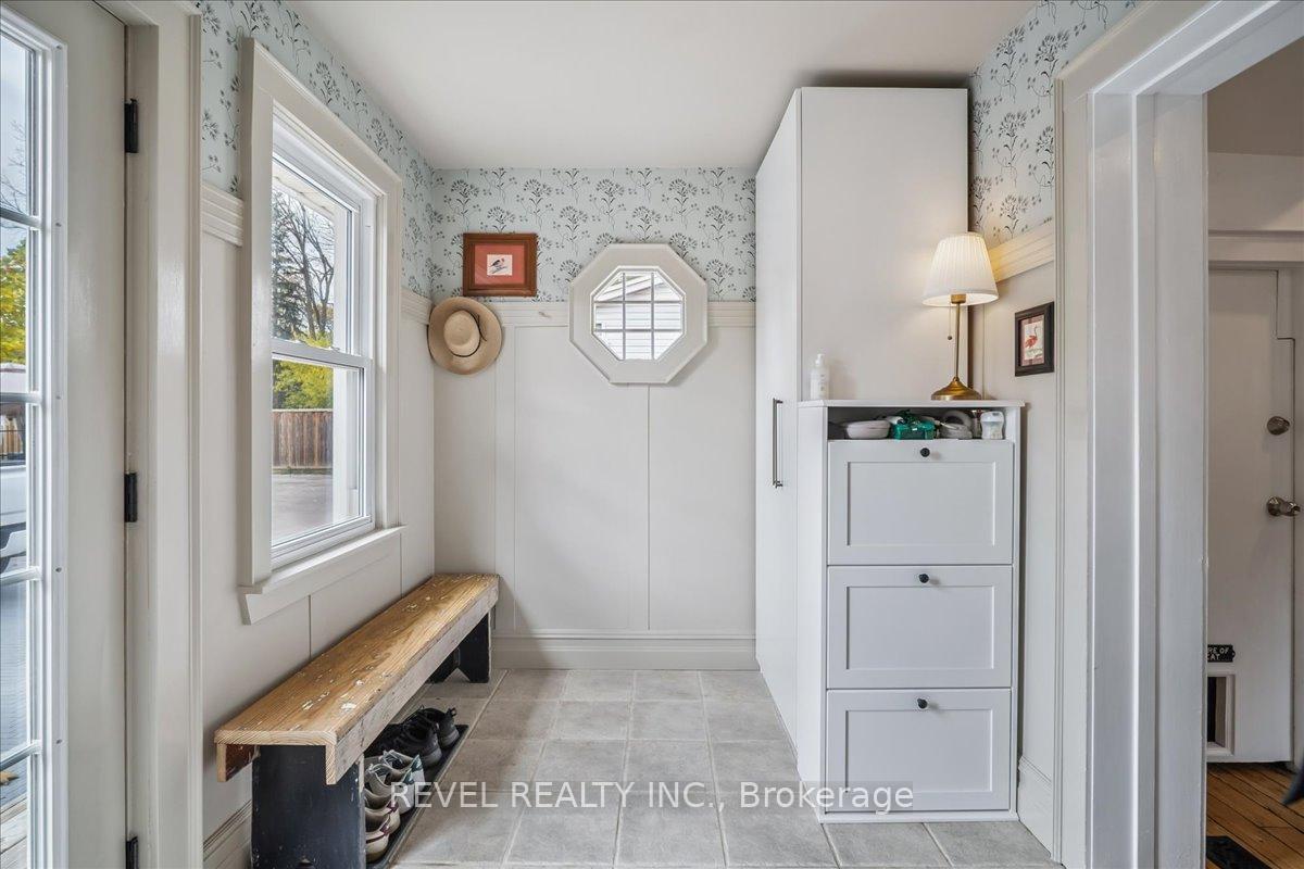 Photo 19 of 47 Mill Street N, Hamilton, Waterdown — HOMEH