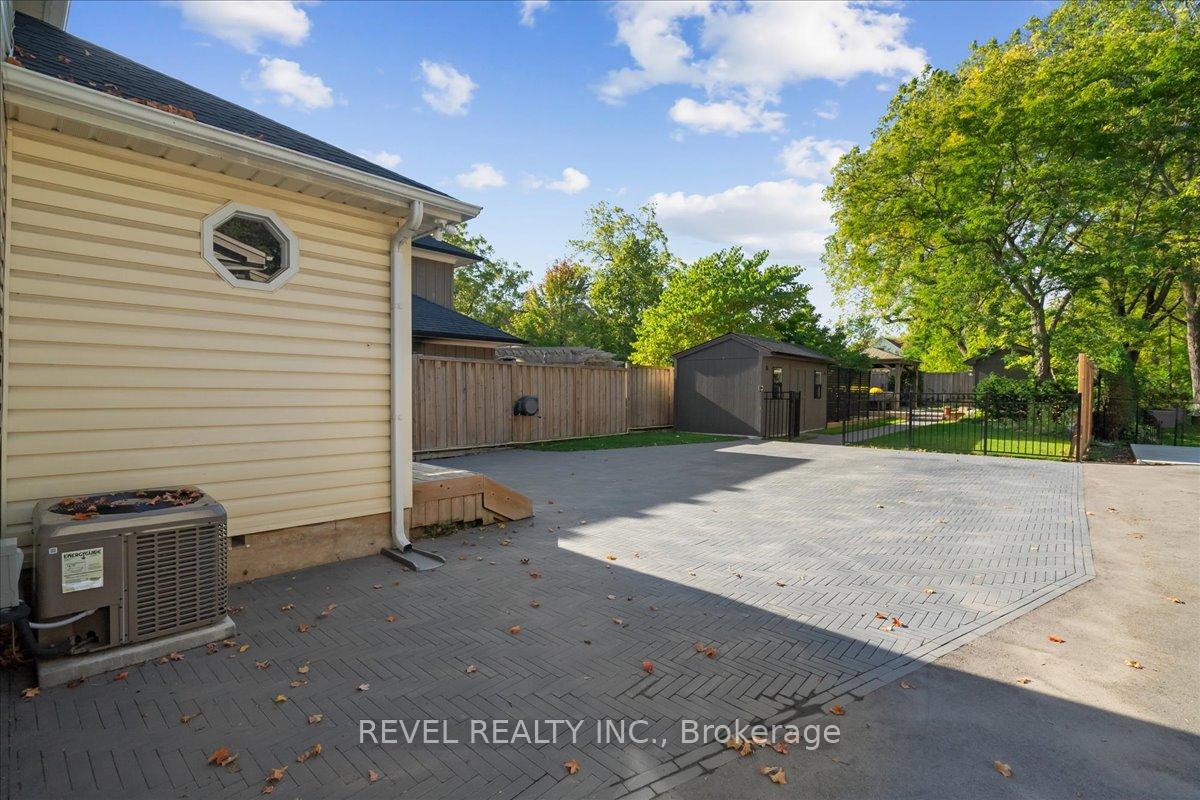Photo 38 of 47 Mill Street N, Hamilton, Waterdown — HOMEH