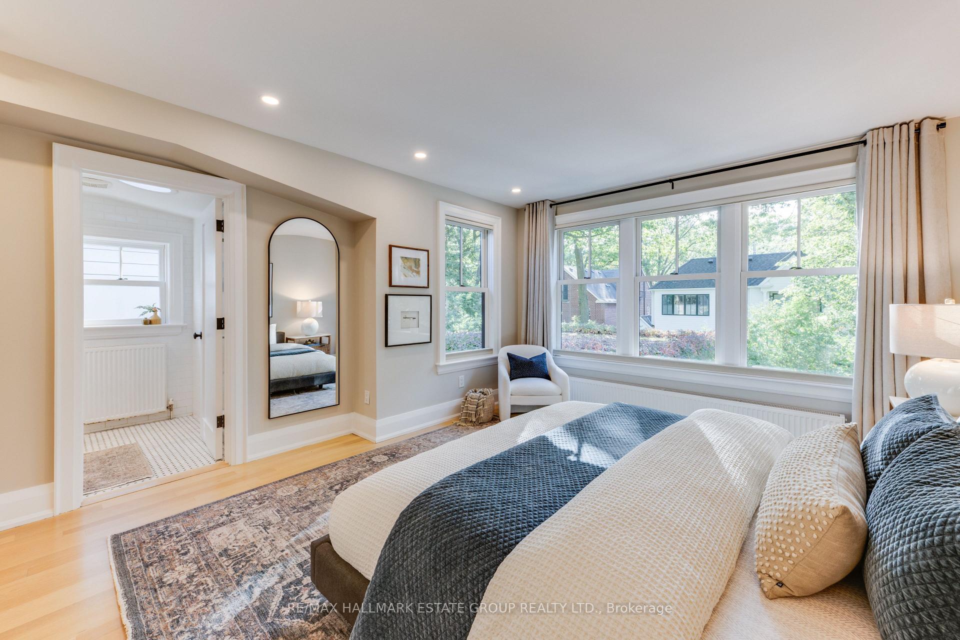 Photo 20 of 36 Courcelette Road, Scarborough, Birchcliffe-Cliffside — HOMEH