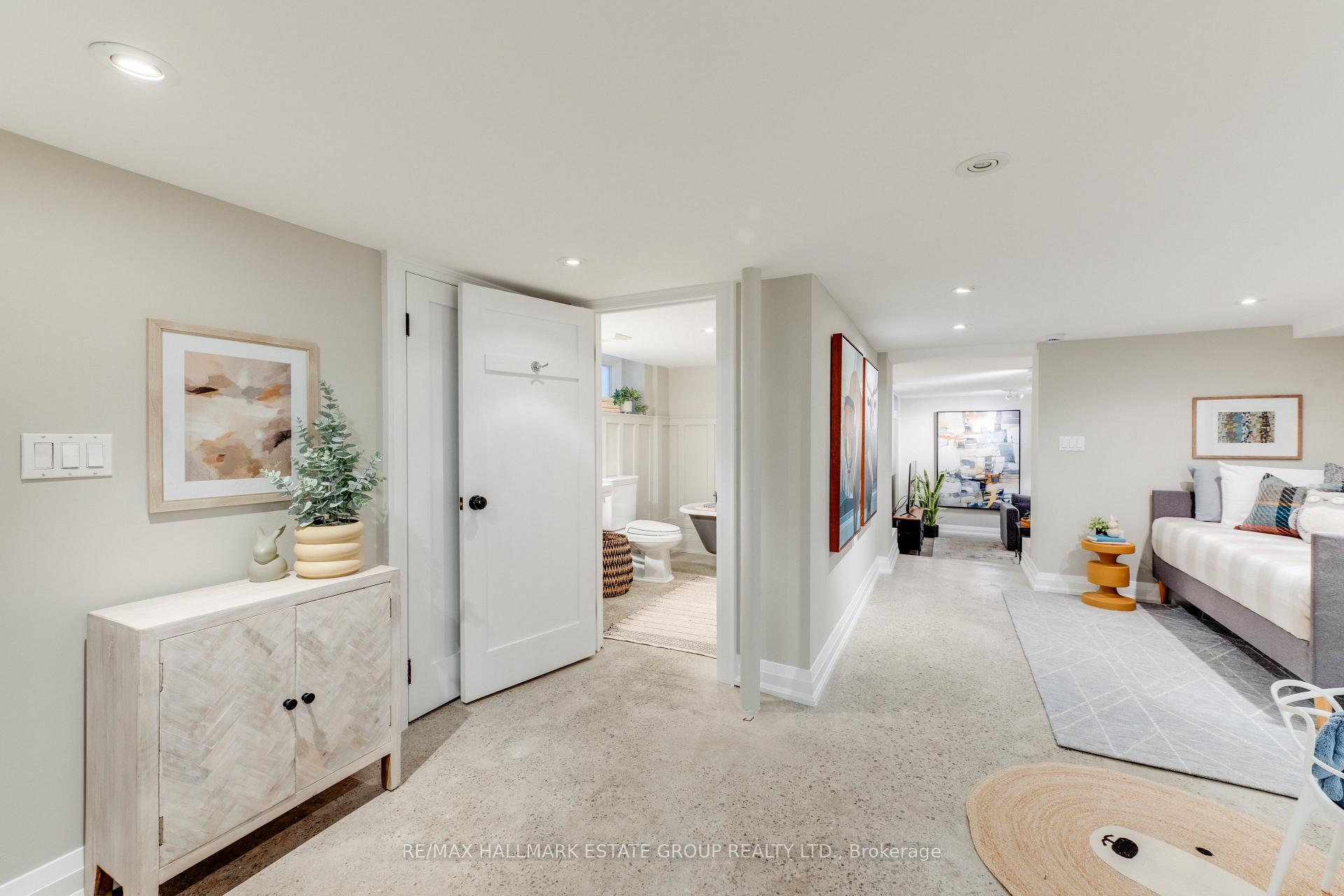 Photo 36 of 36 Courcelette Road, Scarborough, Birchcliffe-Cliffside — HOMEH