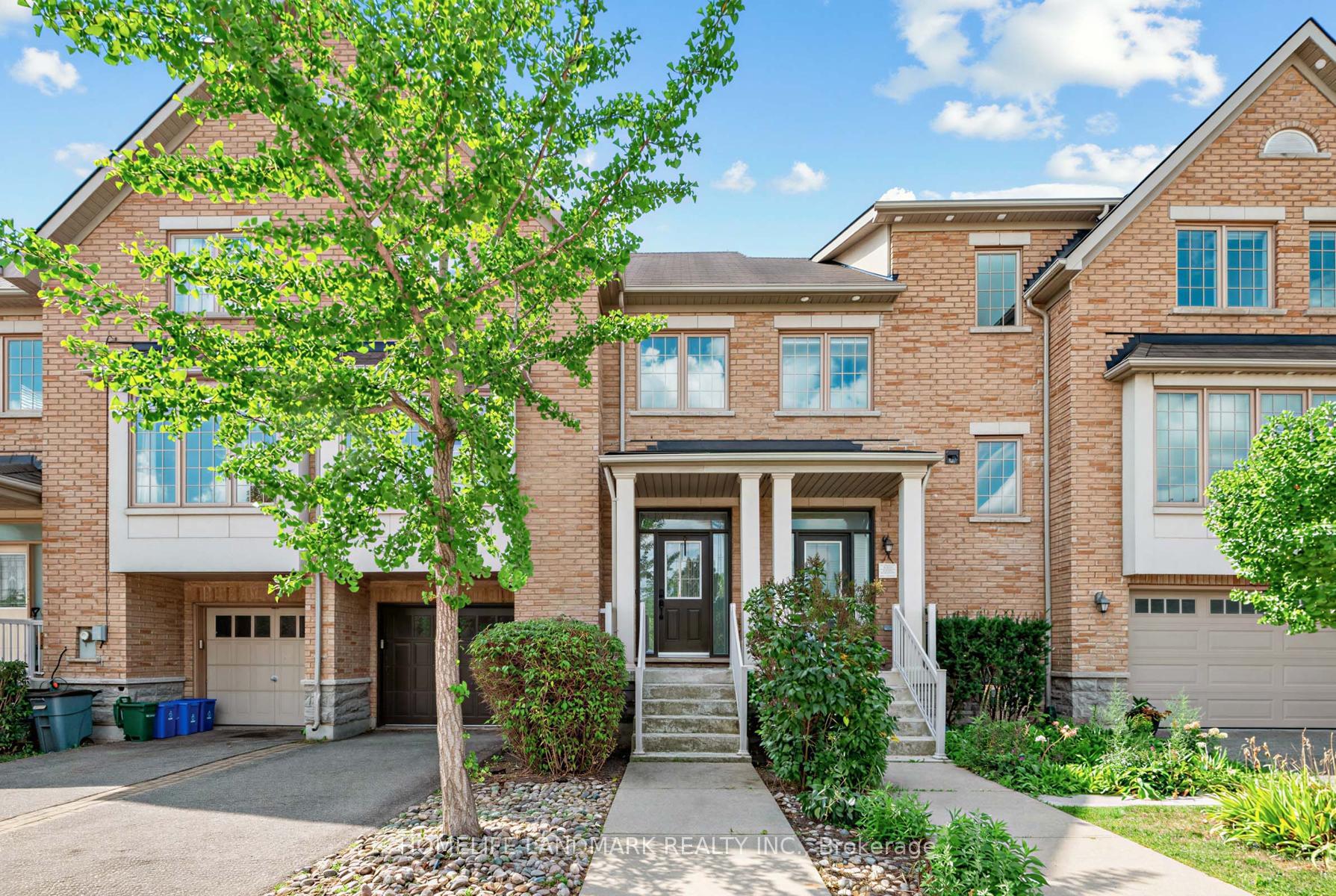 Photo of Unit 27, 8900 Bathurst Street