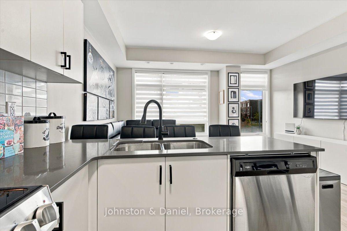 Photo 9 of 106 Dalhousie Street, Vaughan, Vaughan Grove — HOMEH