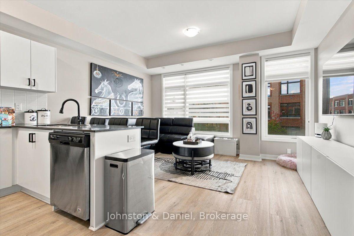 Photo 10 of 106 Dalhousie Street, Vaughan, Vaughan Grove — HOMEH