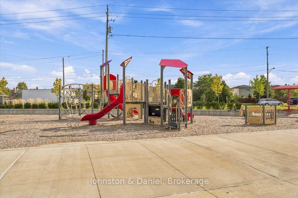 Photo 34 of 106 Dalhousie Street, Vaughan, Vaughan Grove — HOMEH