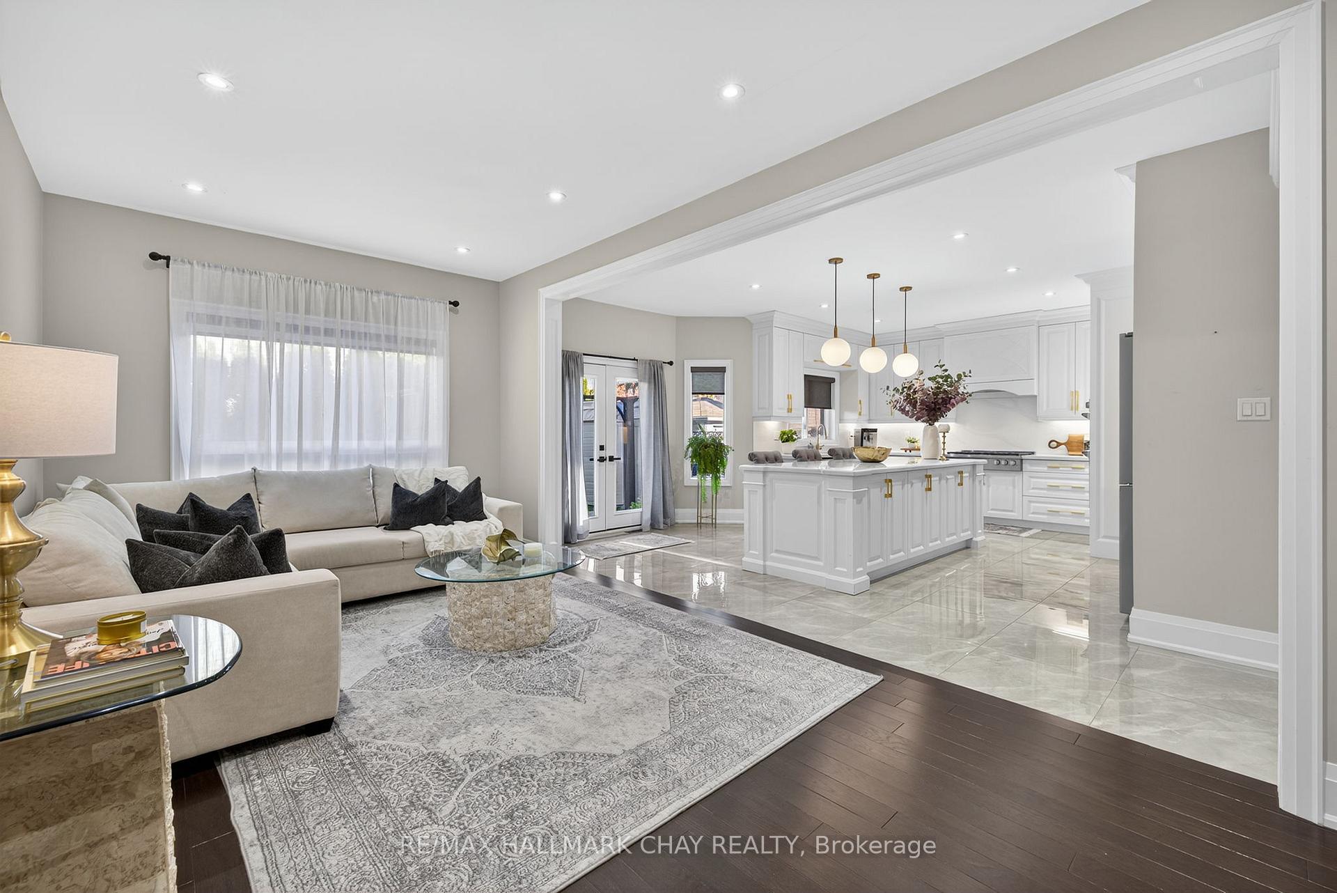 Photo 12 of 160 Golden Gate Circle, Vaughan, Sonoma Heights — HOMEH