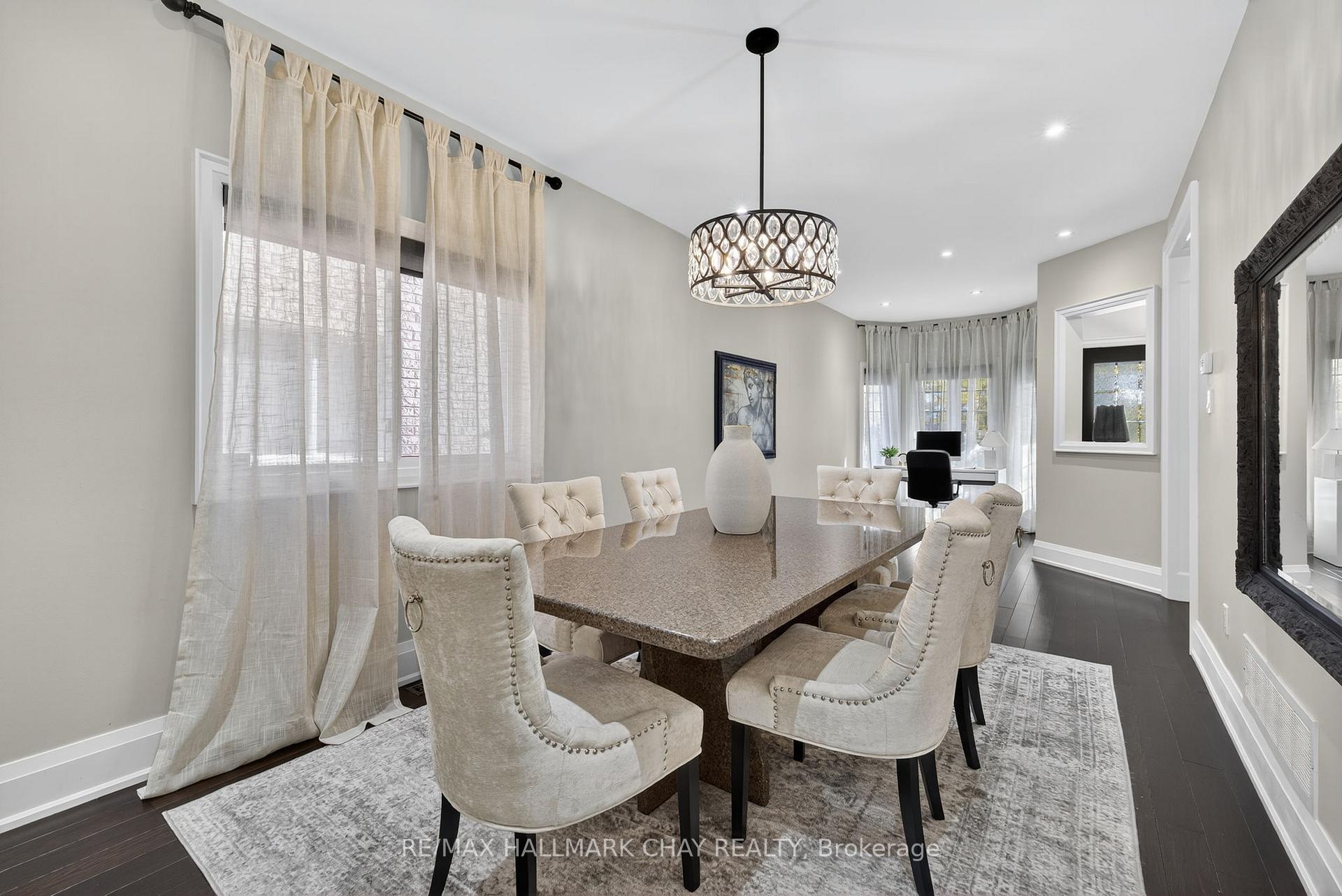 Photo 15 of 160 Golden Gate Circle, Vaughan, Sonoma Heights — HOMEH