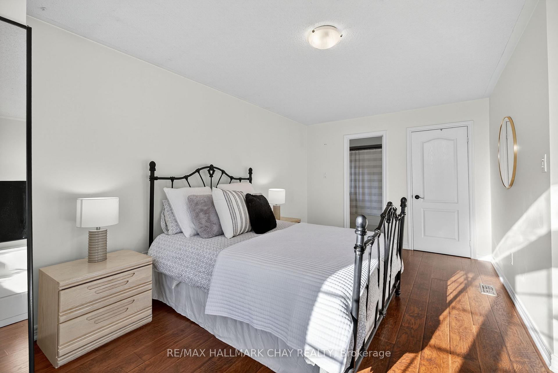 Photo 29 of 160 Golden Gate Circle, Vaughan, Sonoma Heights — HOMEH