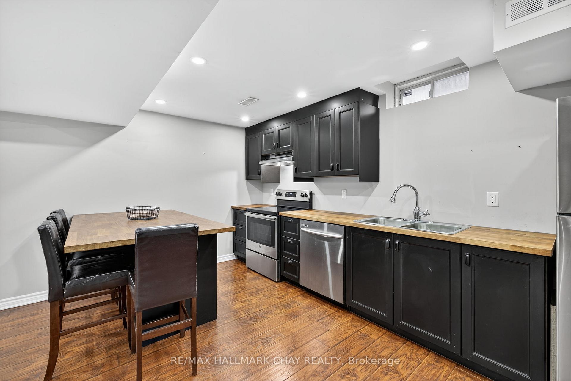 Photo 35 of 160 Golden Gate Circle, Vaughan, Sonoma Heights — HOMEH