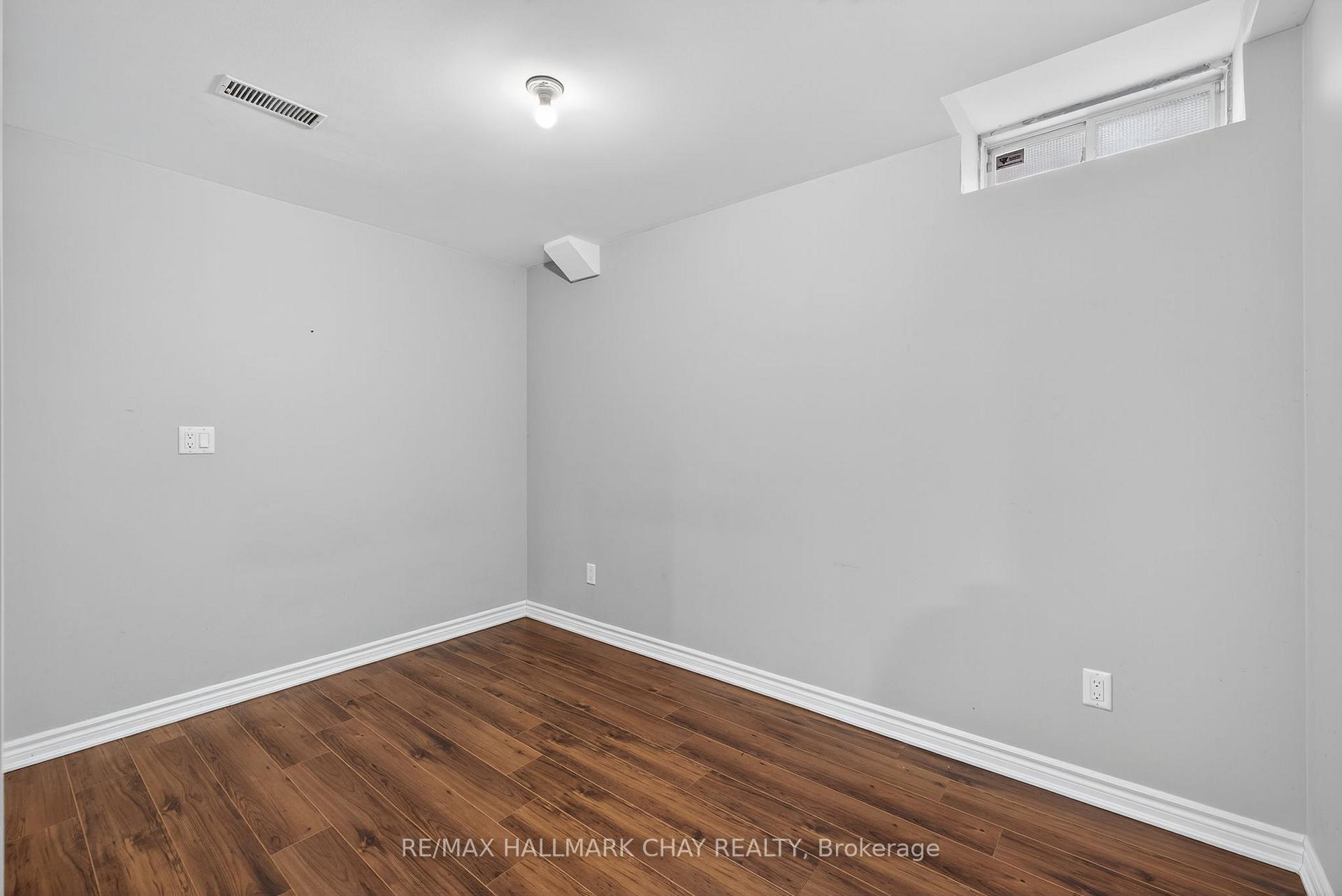 Photo 37 of 160 Golden Gate Circle, Vaughan, Sonoma Heights — HOMEH