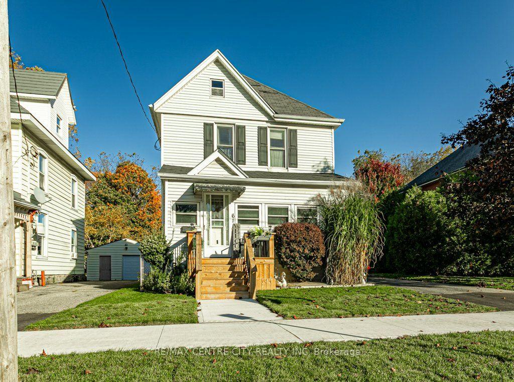 Photo 3 of 61 Alma Street, St. Thomas — HOMEH