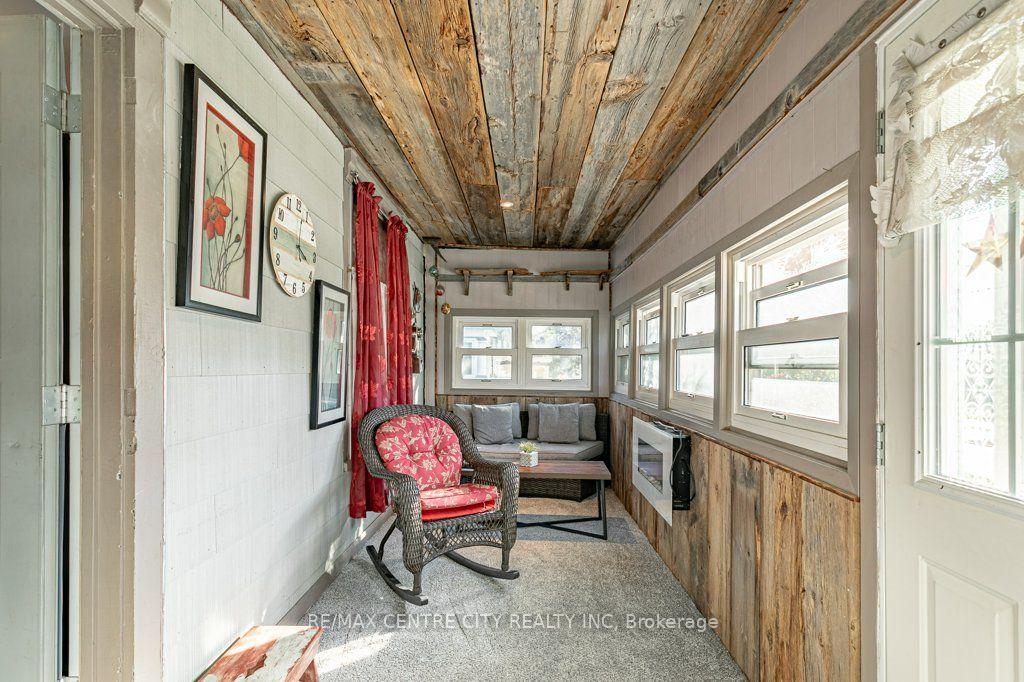 Photo 4 of 61 Alma Street, St. Thomas — HOMEH