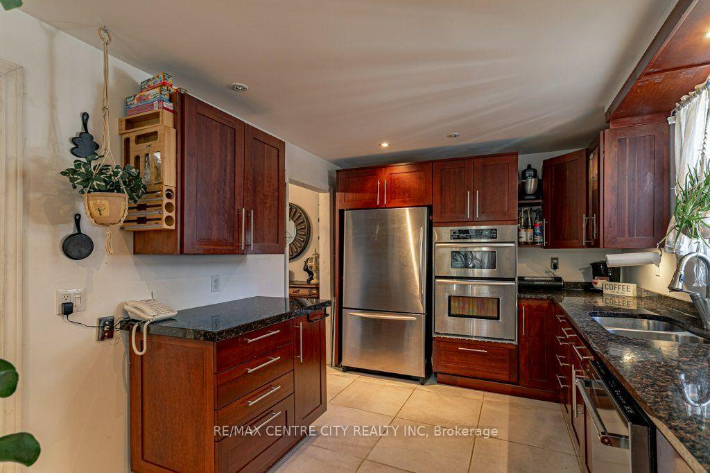 Photo 16 of 61 Alma Street, St. Thomas — HOMEH