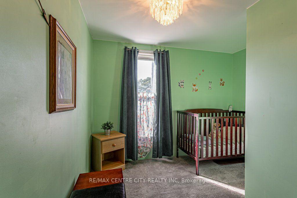 Photo 22 of 61 Alma Street, St. Thomas — HOMEH