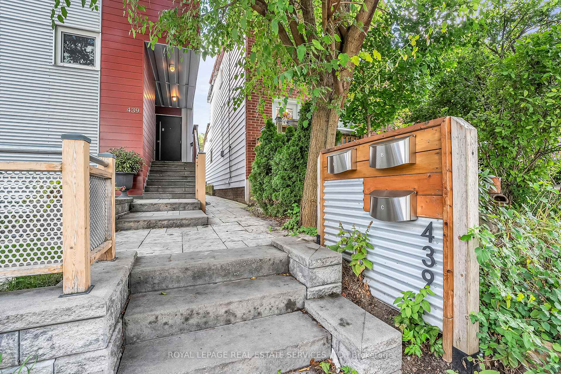 Photo 6 of Unit C, 439 Winona Drive, Toronto, Oakwood Village — HOMEH