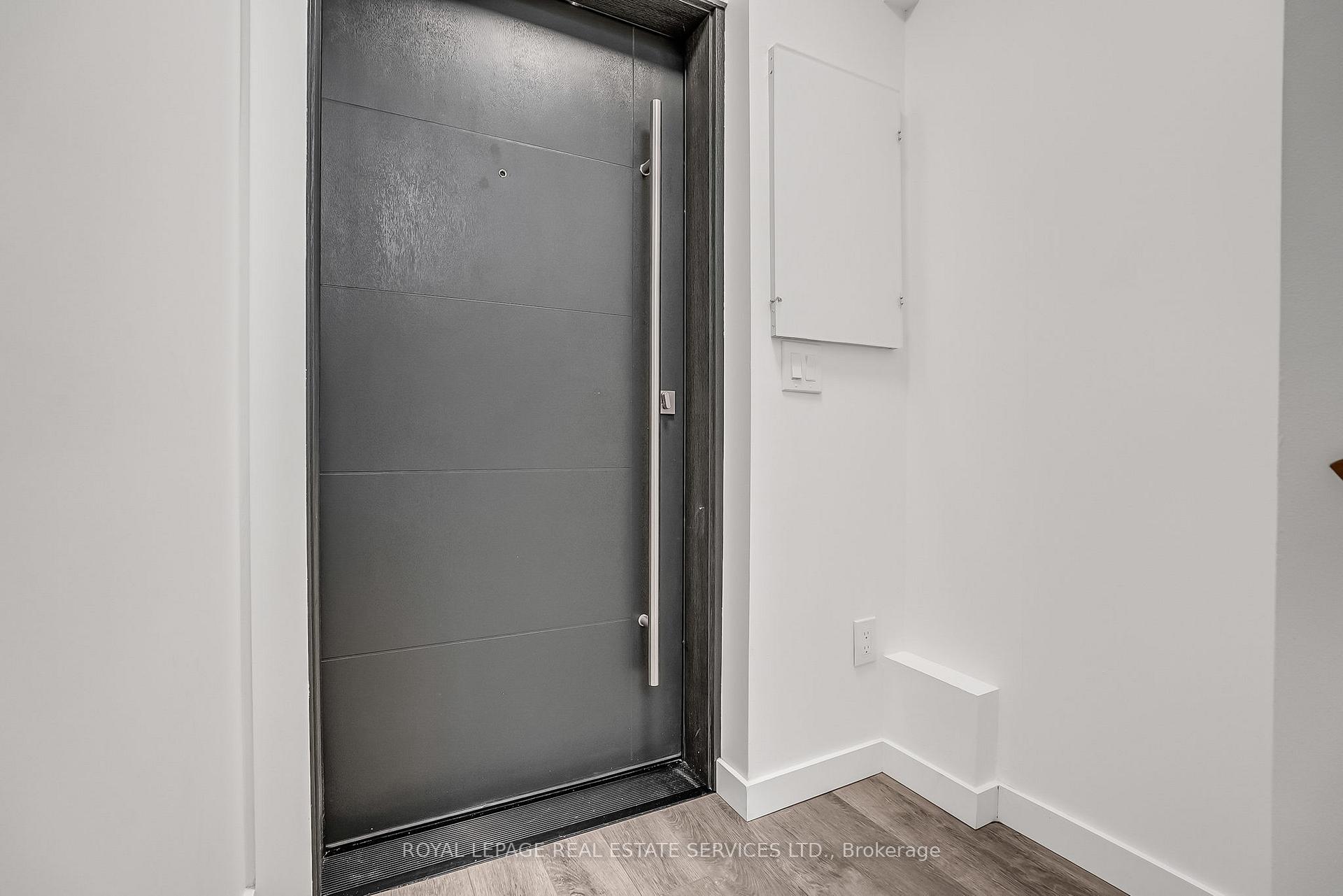 Photo 9 of Unit C, 439 Winona Drive, Toronto, Oakwood Village — HOMEH