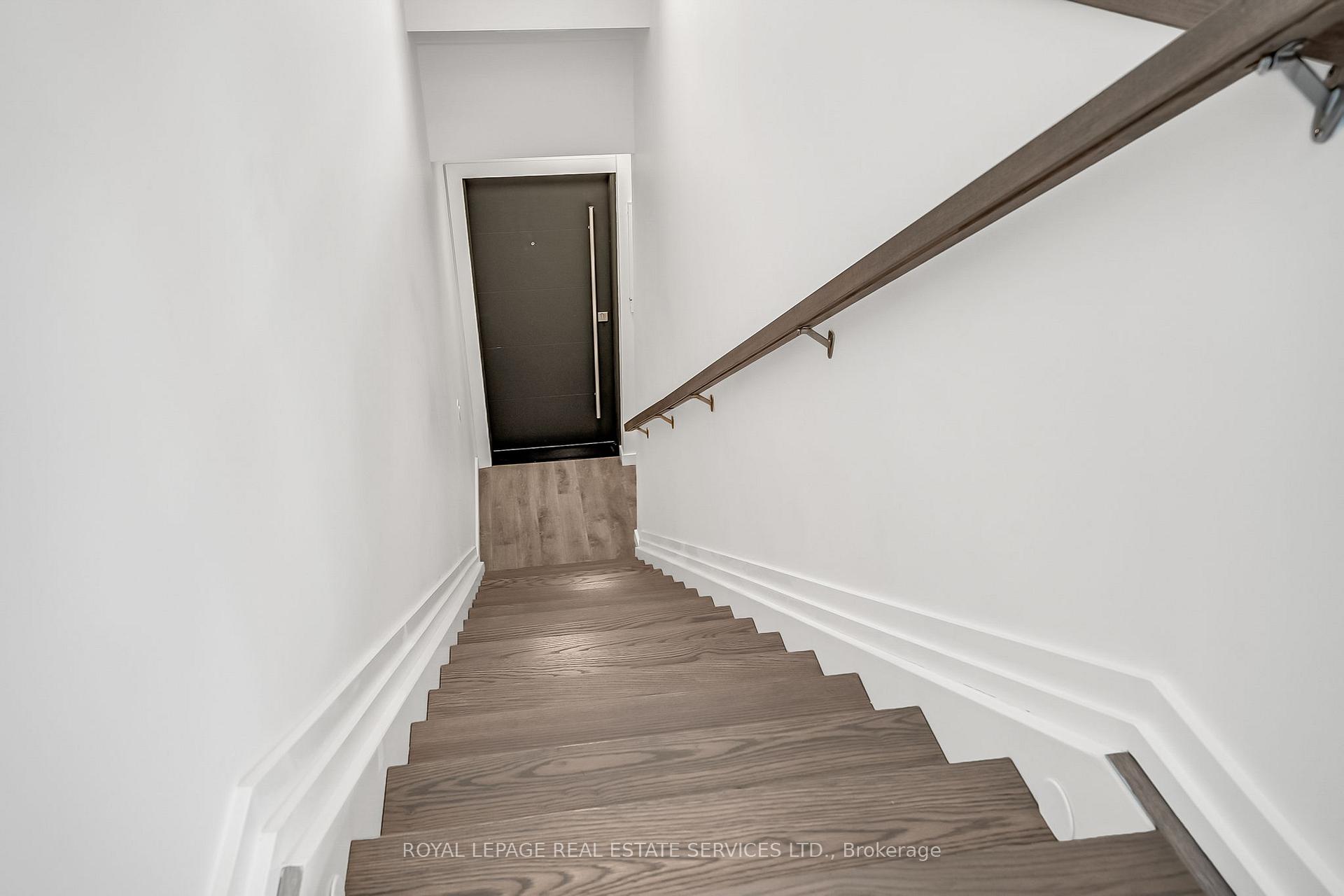 Photo 10 of Unit C, 439 Winona Drive, Toronto, Oakwood Village — HOMEH