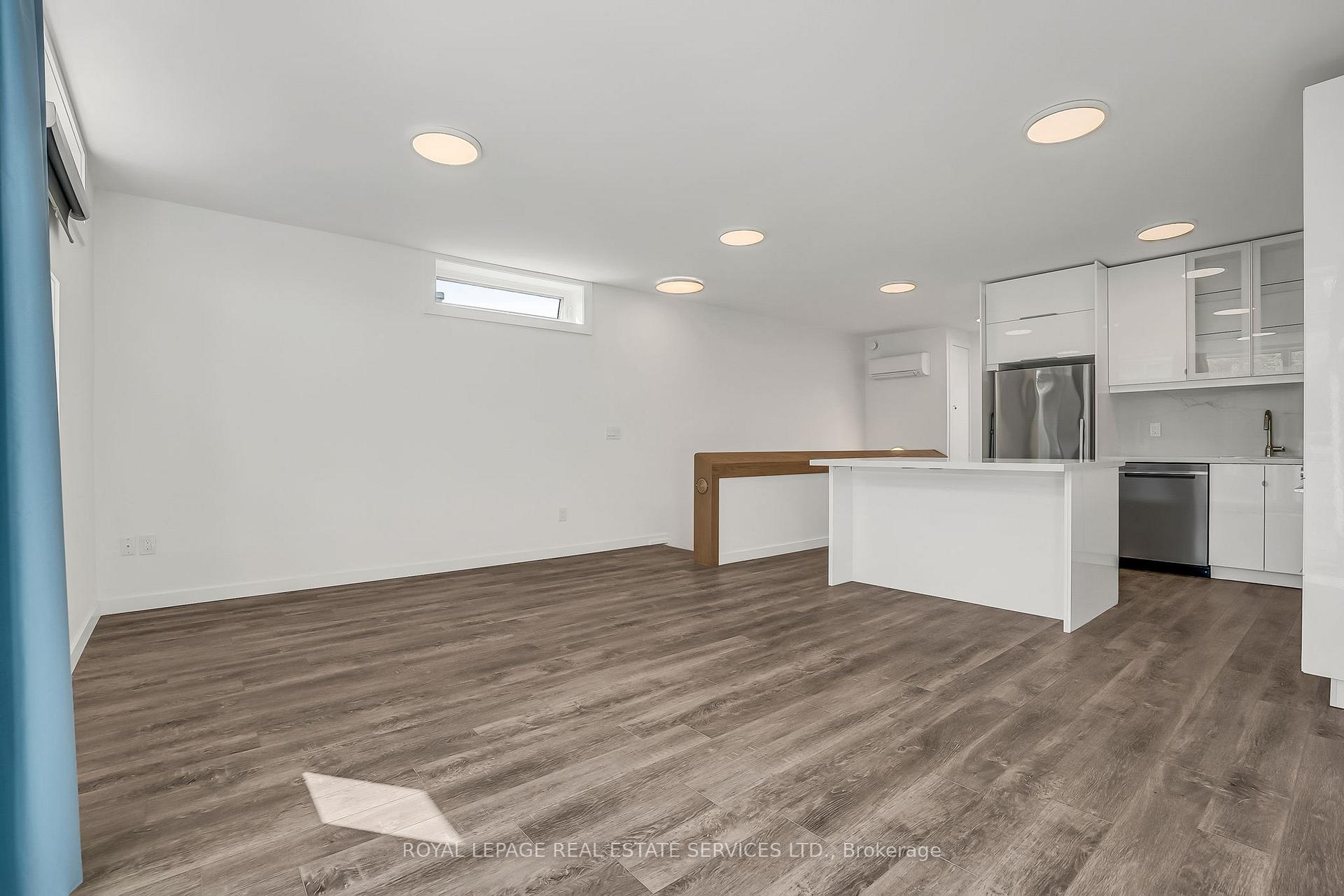 Photo 12 of Unit C, 439 Winona Drive, Toronto, Oakwood Village — HOMEH