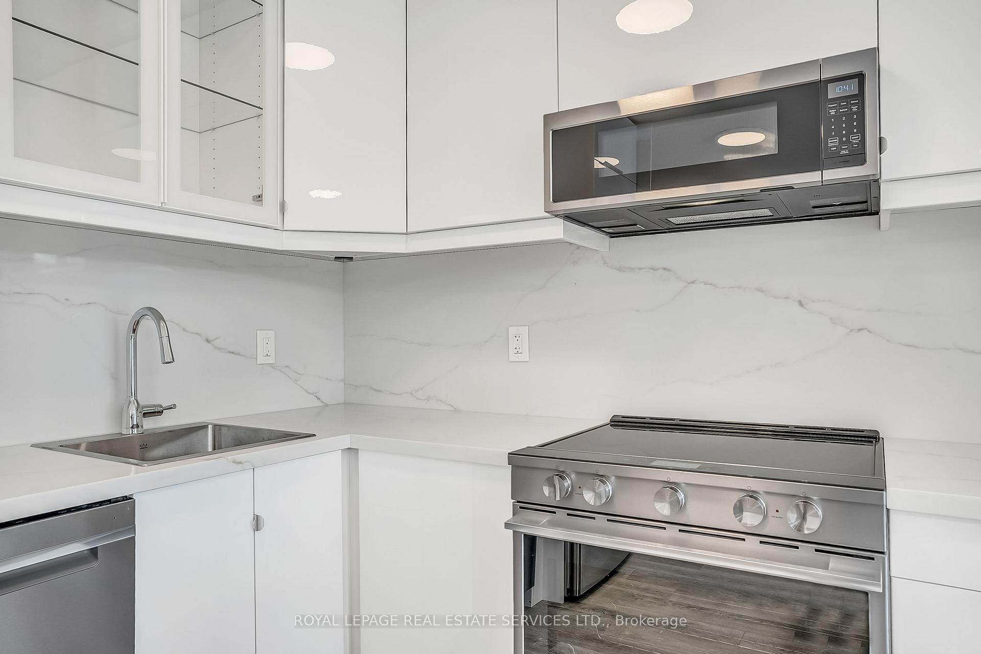 Photo 22 of Unit C, 439 Winona Drive, Toronto, Oakwood Village — HOMEH