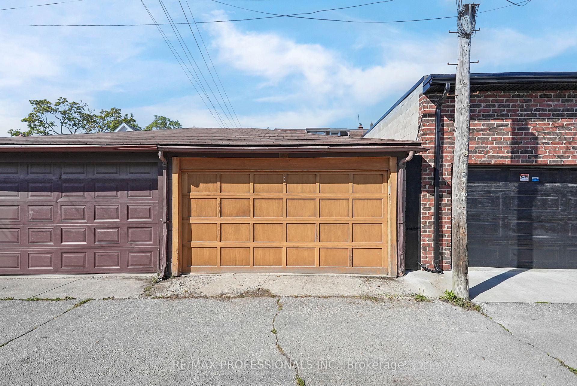 Photo 50 of 227 Montrose Avenue, Toronto, Palmerston-Little Italy — HOMEH