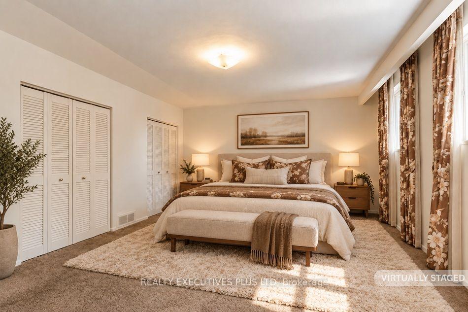 Photo 19 of 12 Mandel Crescent, North York, Bayview Woods-Steeles — HOMEH