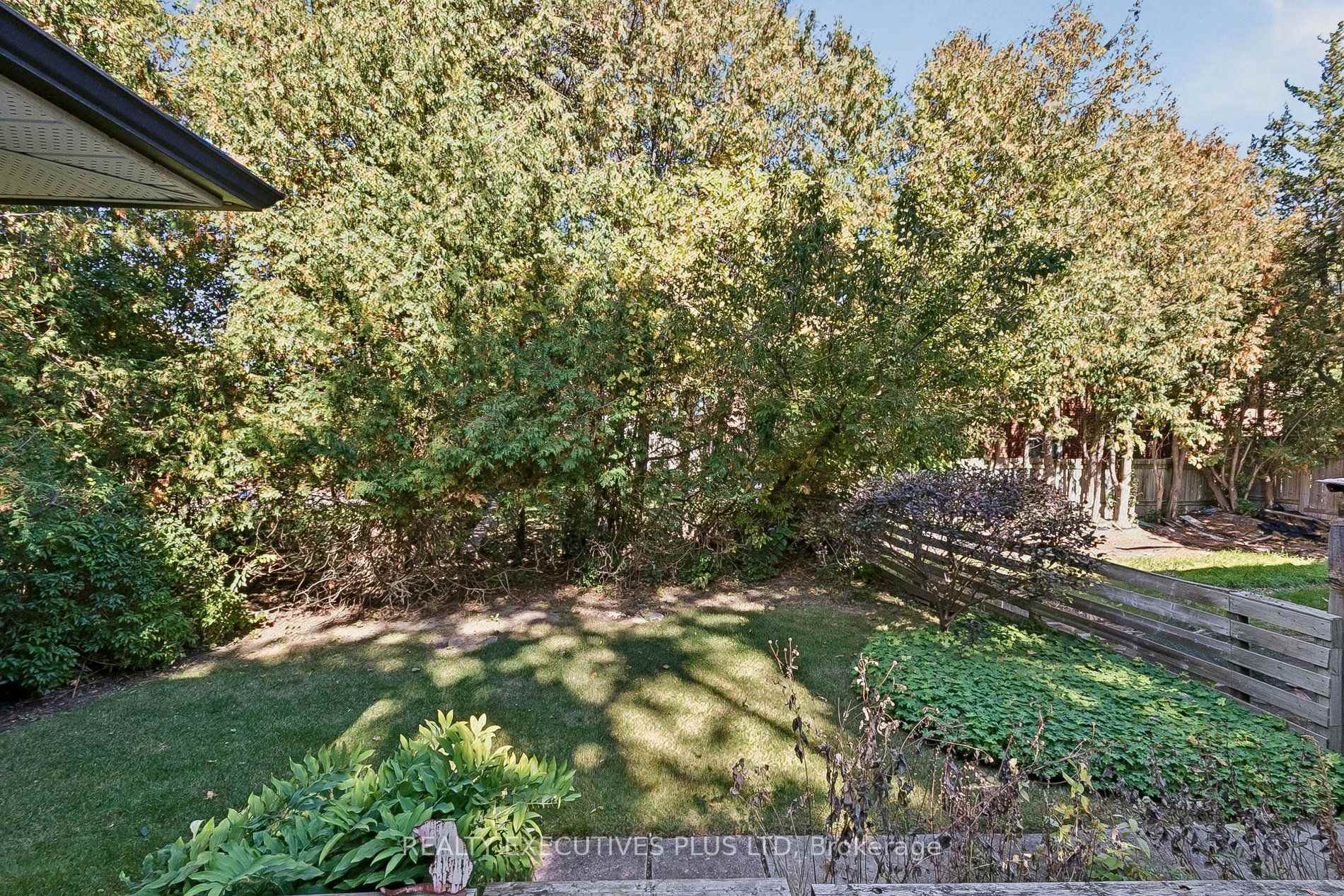 Photo 36 of 12 Mandel Crescent, North York, Bayview Woods-Steeles — HOMEH