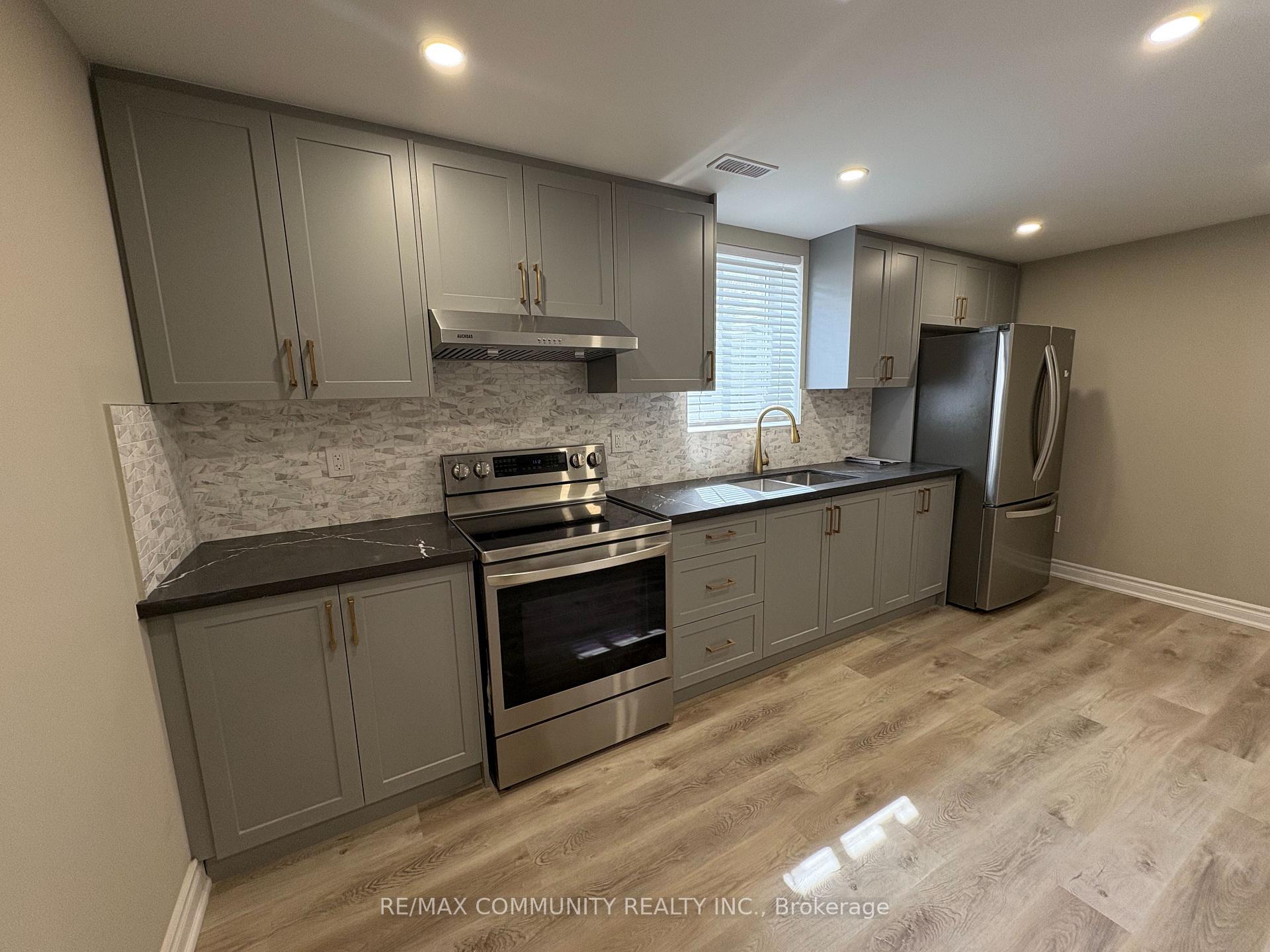 Photo 4 of Unit LOWER, 60 Saint Hubert Drive, Brampton, Vales of Castlemore North — HOMEH
