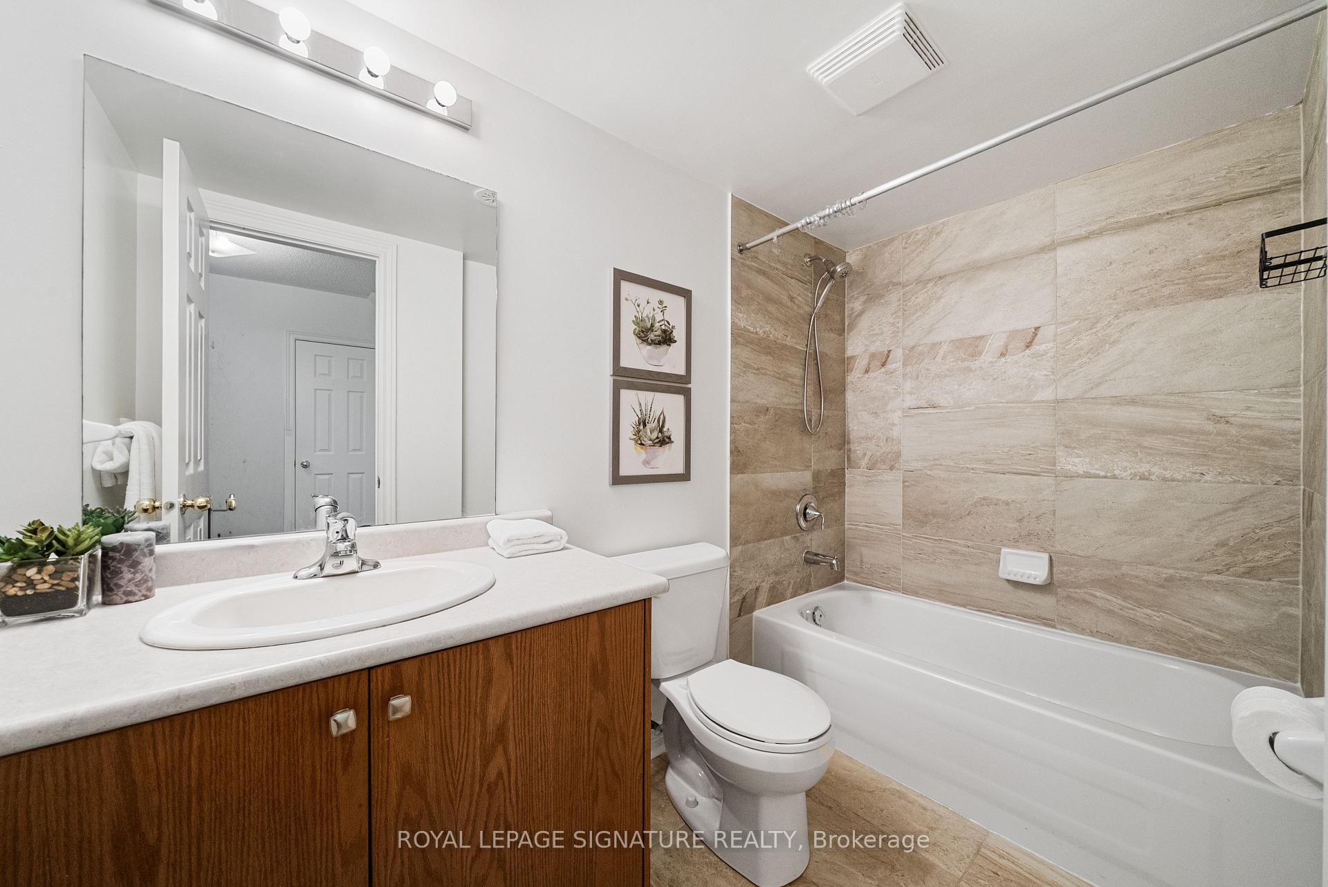 Photo 18 of 34 Carnahan Terrace, Toronto, East End-Danforth — HOMEH