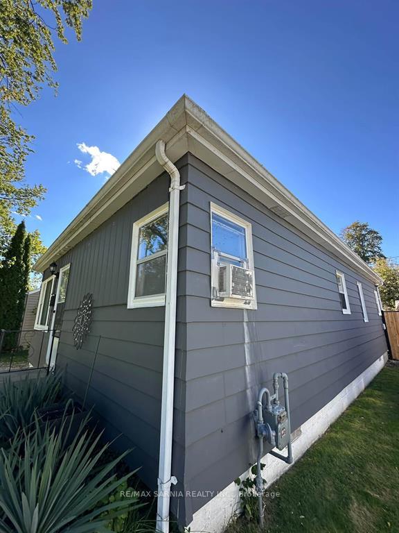 Photo 14 of 2519 Tourangeau Road, Windsor — HOMEH