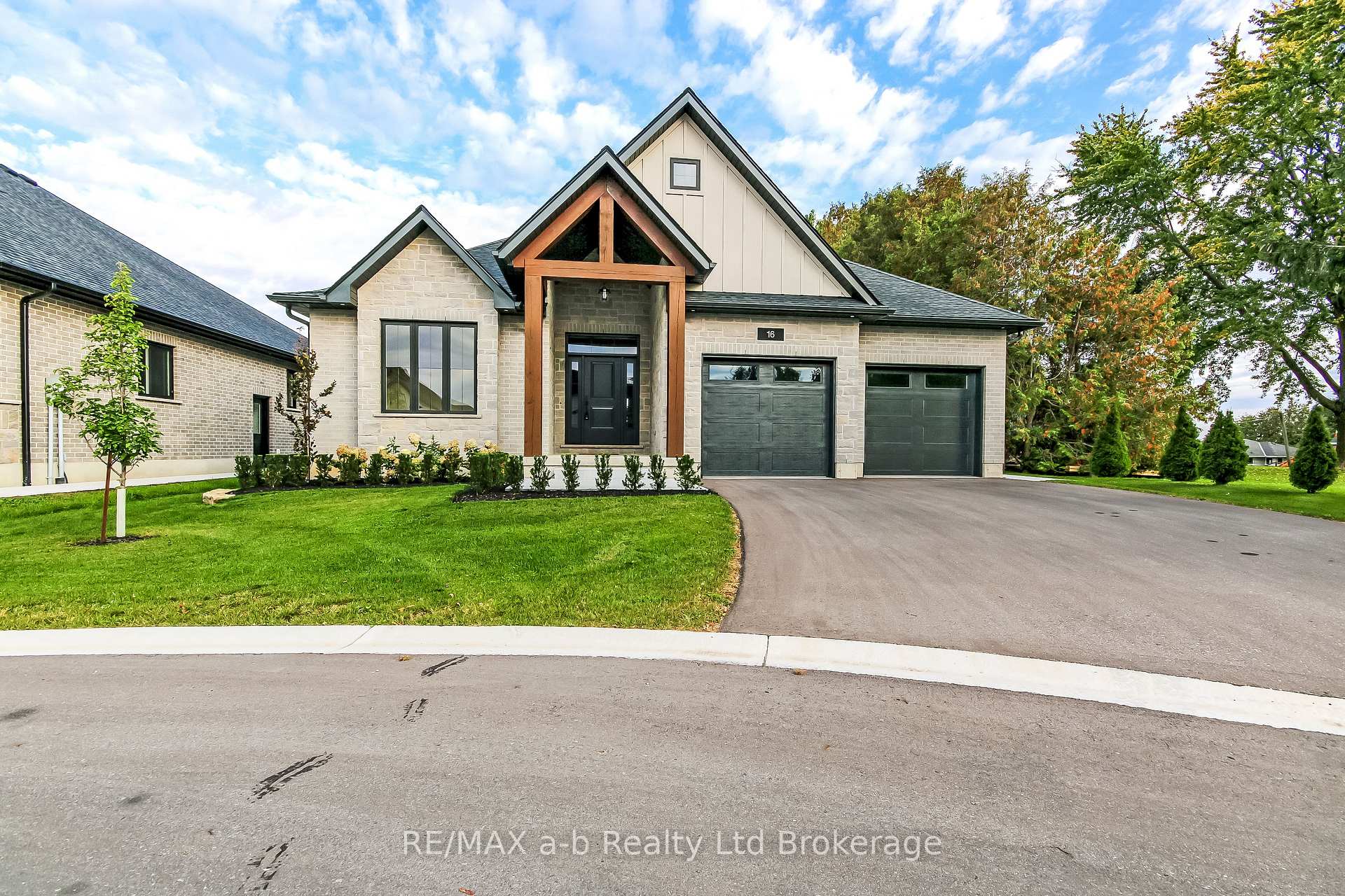 Photo of 16 Cornwell Crescent