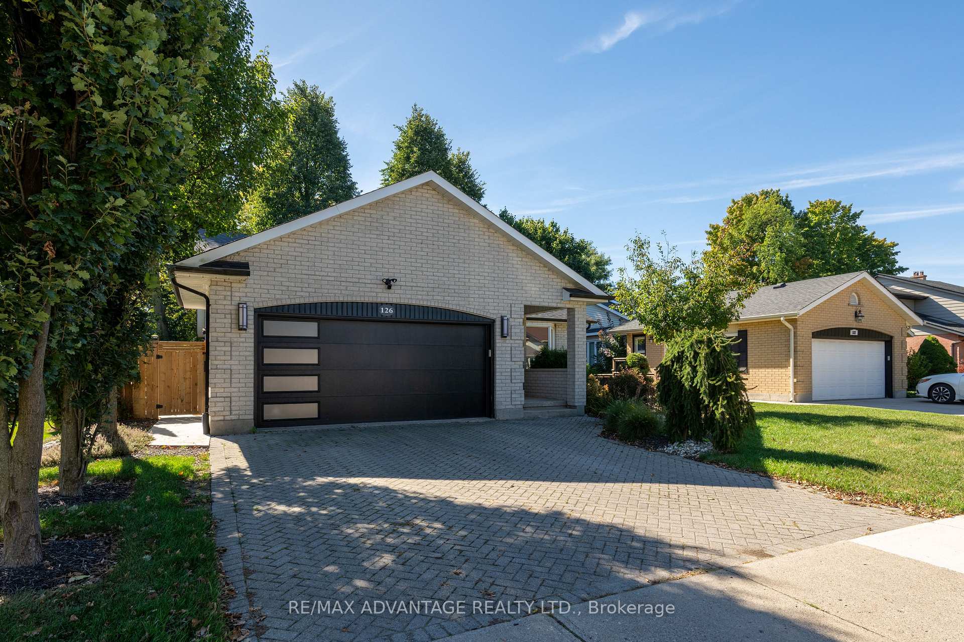 Photo 3 of 126 Mountainview Crescent, London, South N — HOMEH