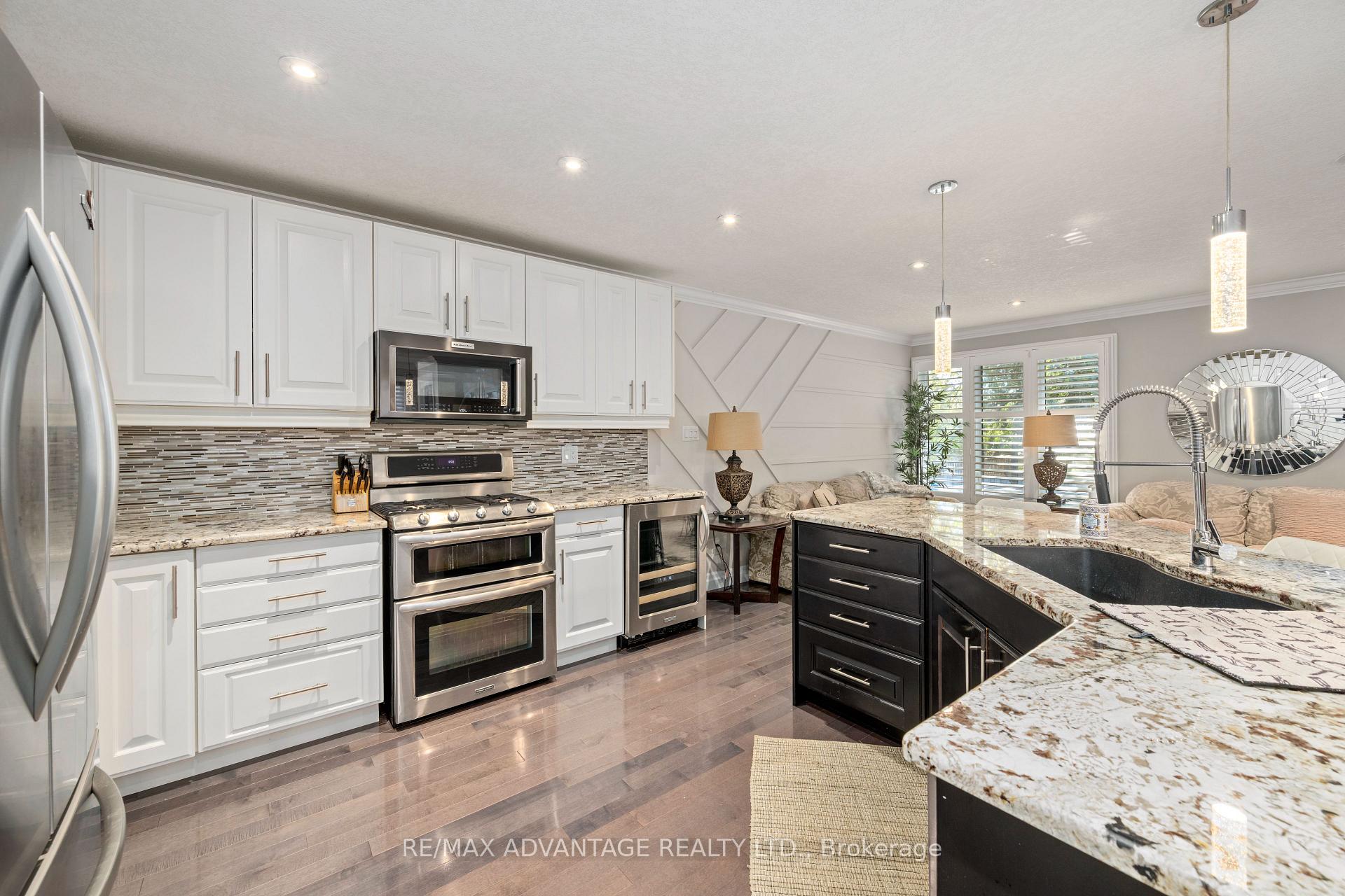 Photo 7 of 126 Mountainview Crescent, London, South N — HOMEH