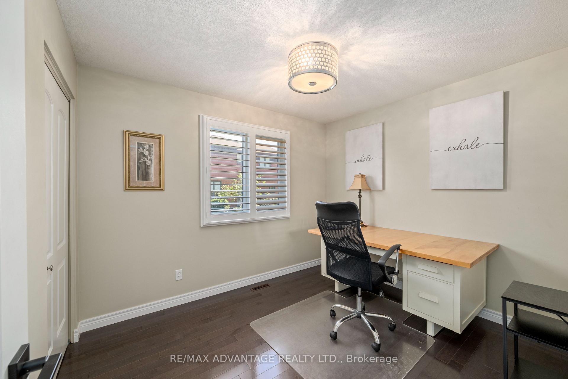 Photo 15 of 126 Mountainview Crescent, London, South N — HOMEH