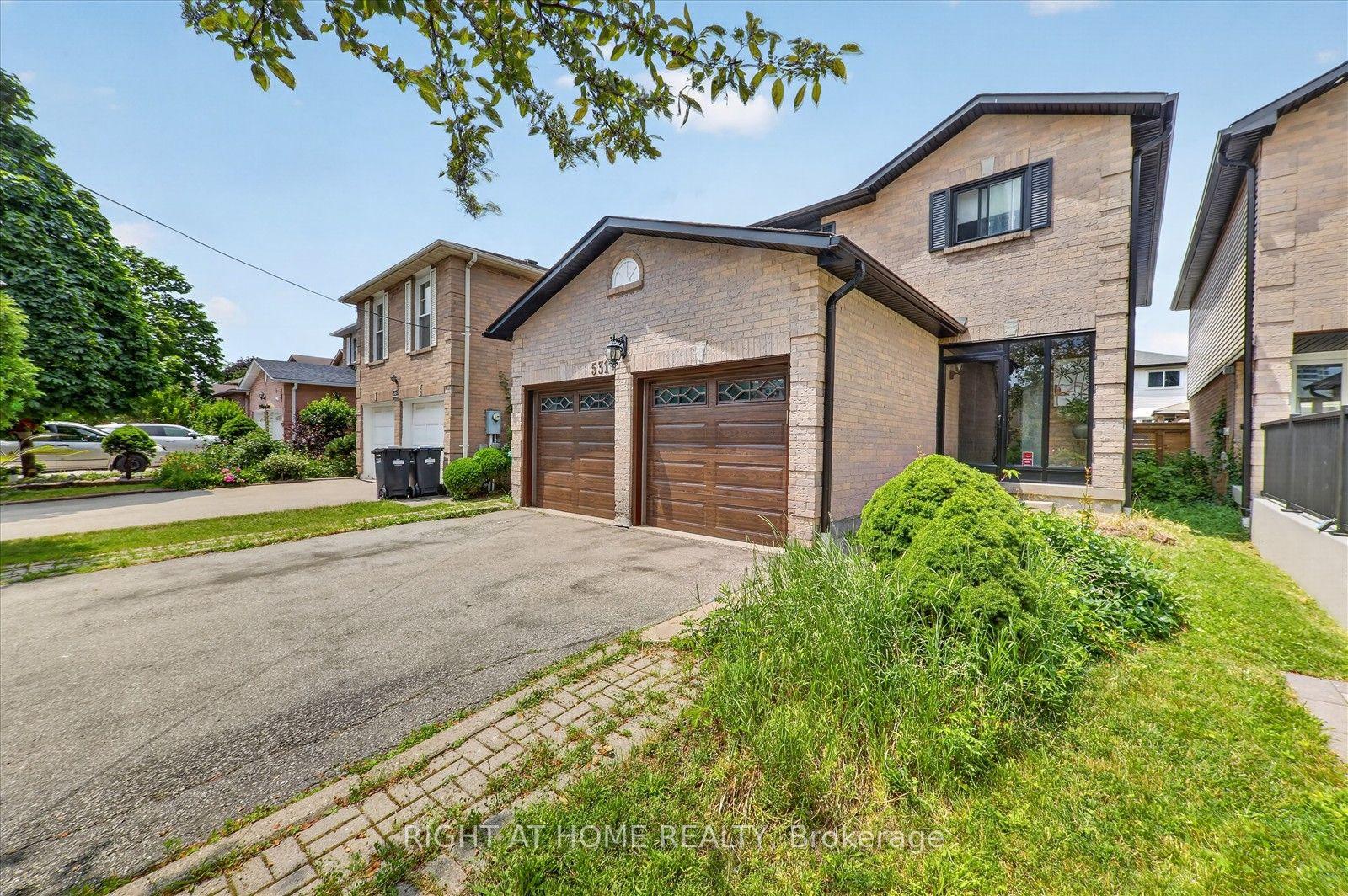 Photo 3 of 531 Wallenberg Crescent, Mississauga, Creditview — HOMEH