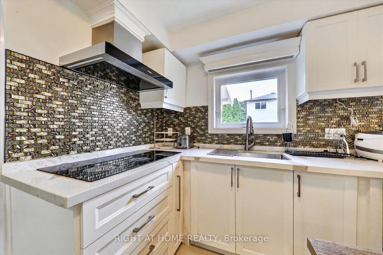 Photo 20 of 531 Wallenberg Crescent, Mississauga, Creditview — HOMEH