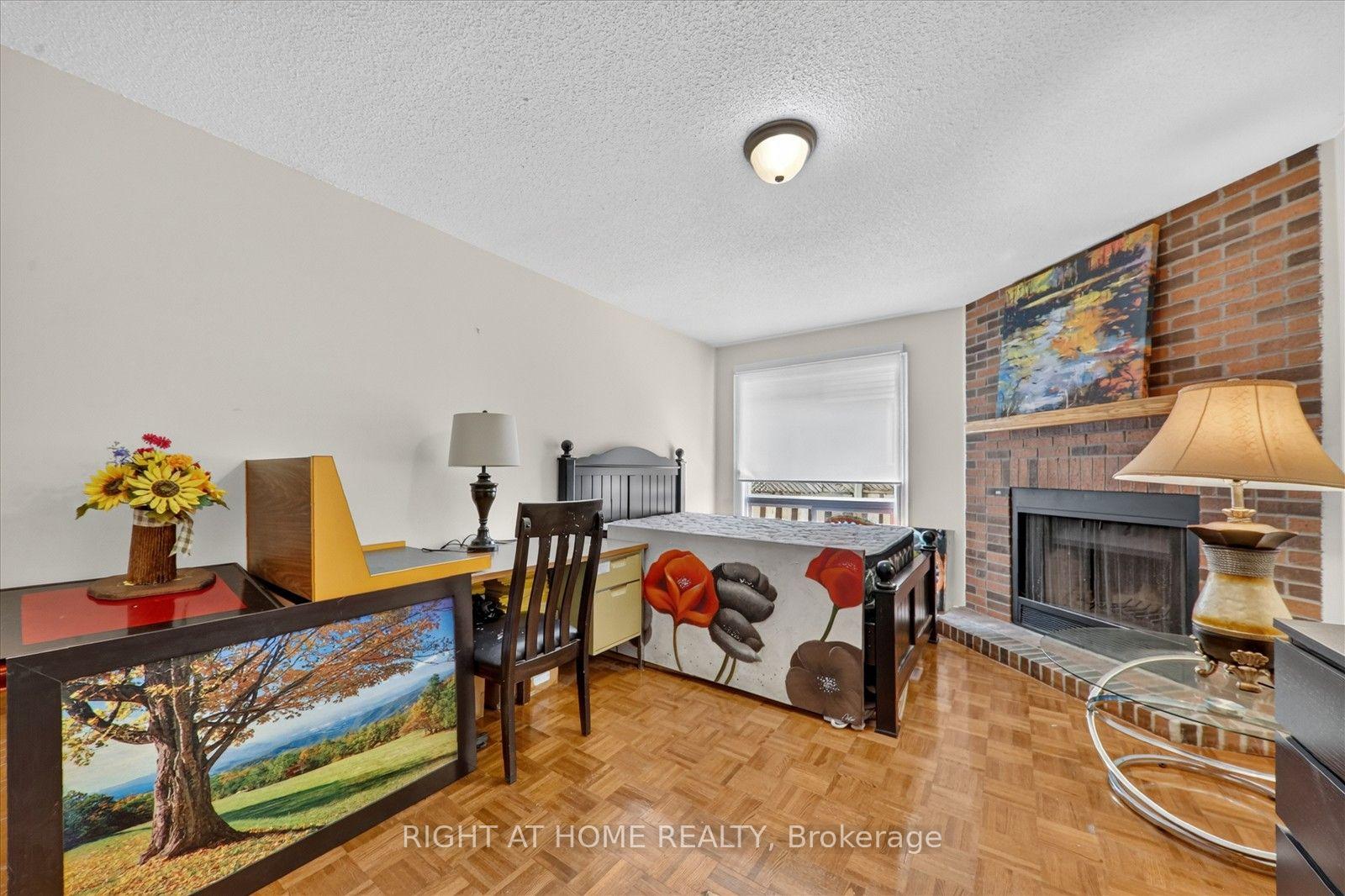 Photo 25 of 531 Wallenberg Crescent, Mississauga, Creditview — HOMEH