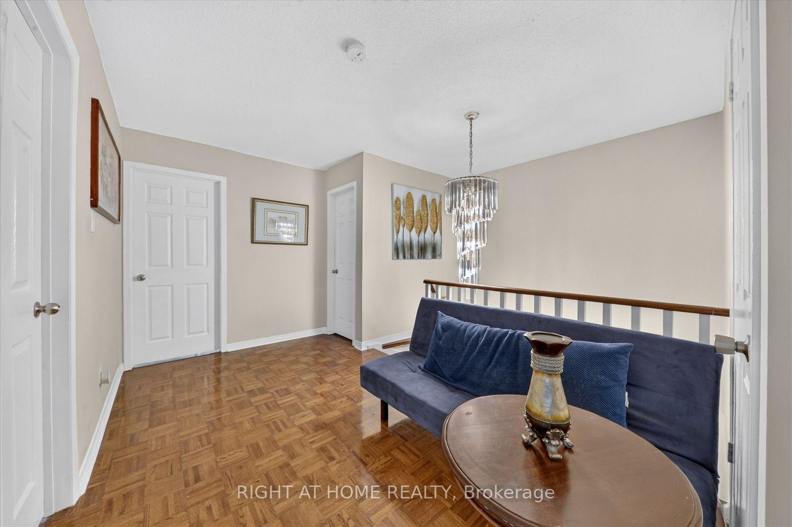 Photo 28 of 531 Wallenberg Crescent, Mississauga, Creditview — HOMEH