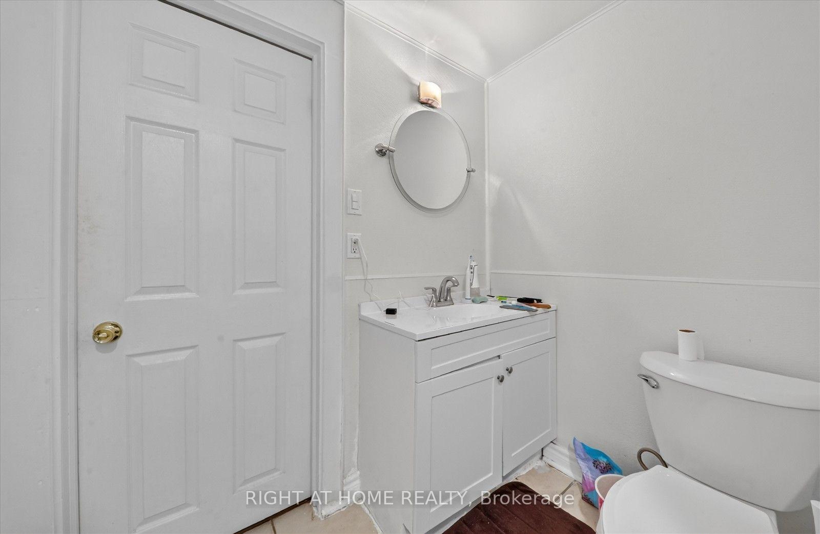 Photo 42 of 531 Wallenberg Crescent, Mississauga, Creditview — HOMEH