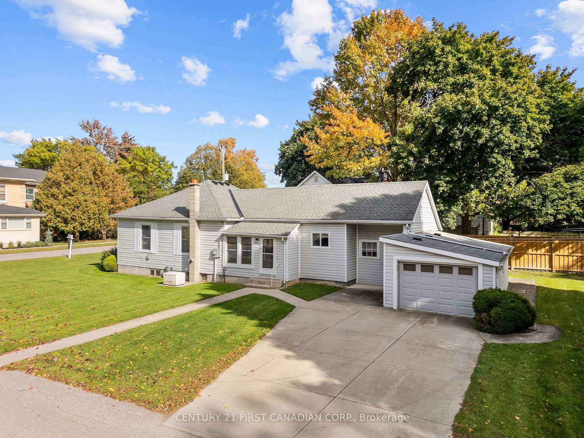 Photo 6 of 163 George Street, North Middlesex, Ailsa Craig — HOMEH