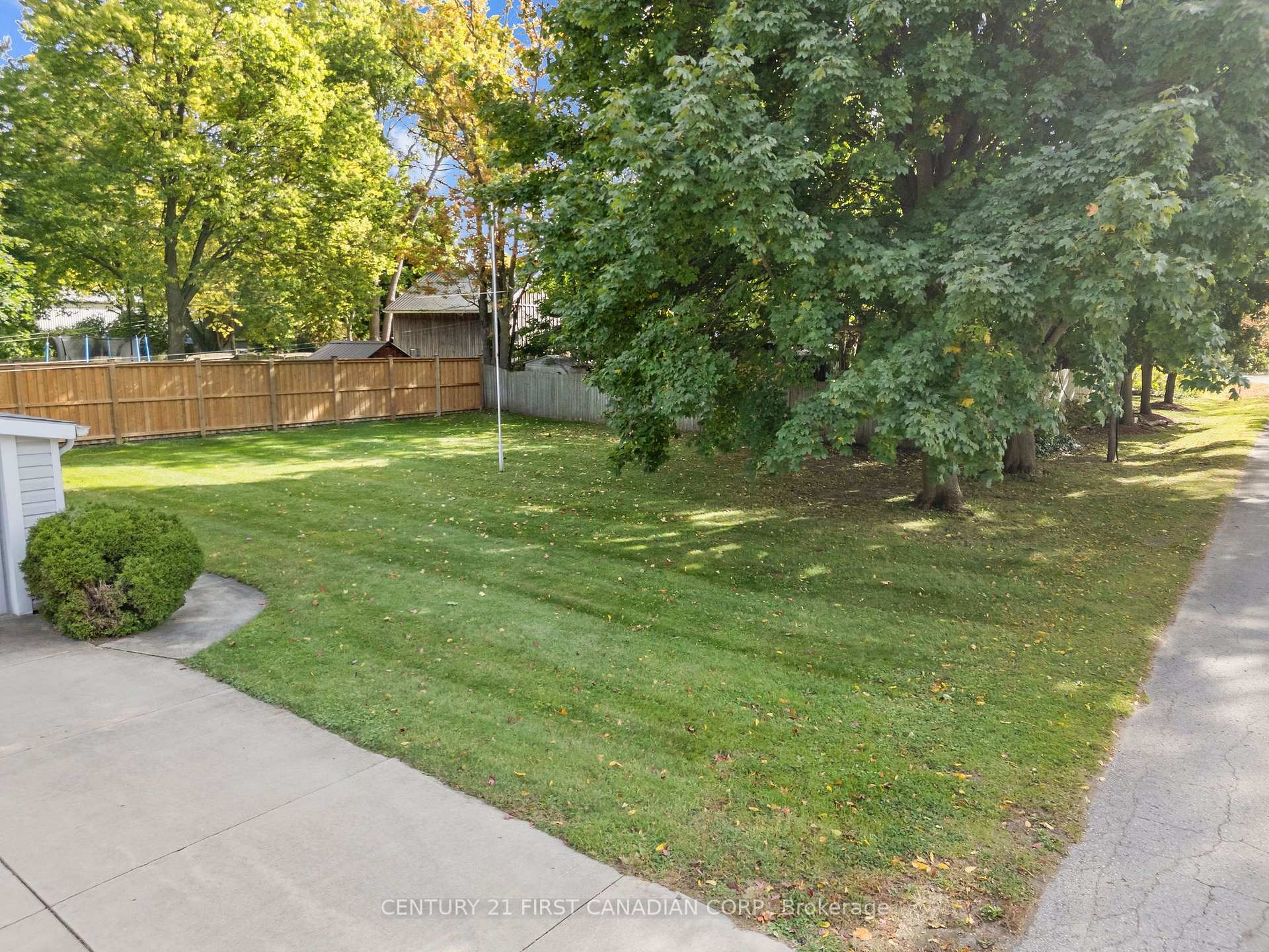 Photo 13 of 163 George Street, North Middlesex, Ailsa Craig — HOMEH
