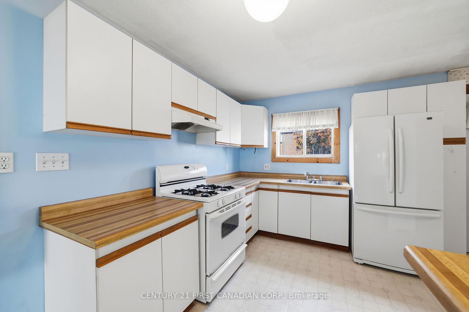 Photo 18 of 163 George Street, North Middlesex, Ailsa Craig — HOMEH