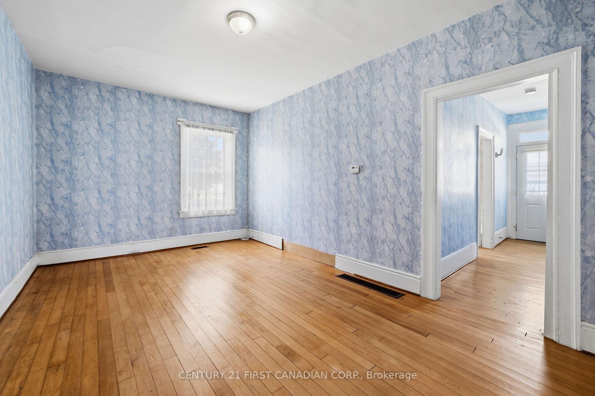Photo 24 of 163 George Street, North Middlesex, Ailsa Craig — HOMEH