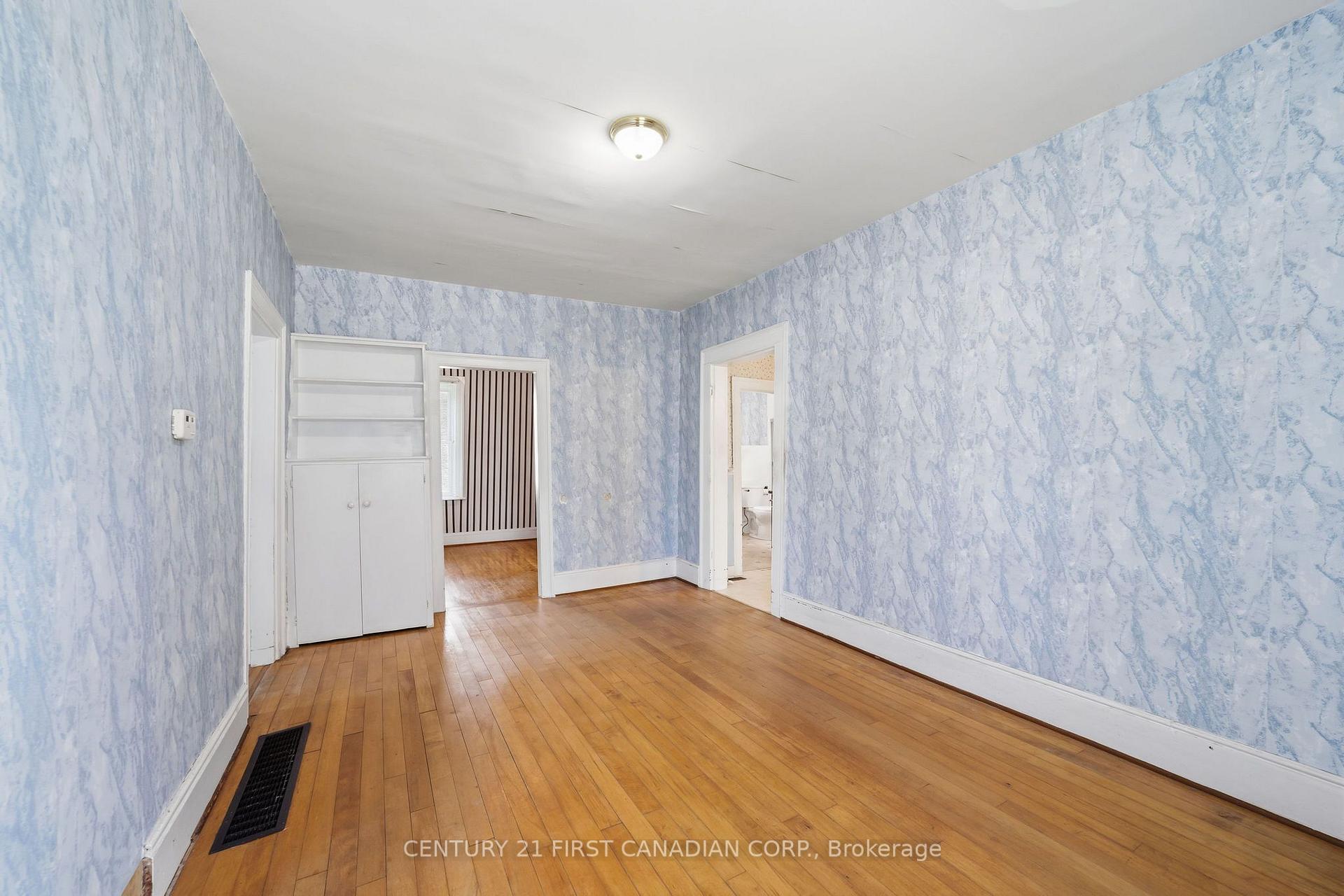 Photo 25 of 163 George Street, North Middlesex, Ailsa Craig — HOMEH
