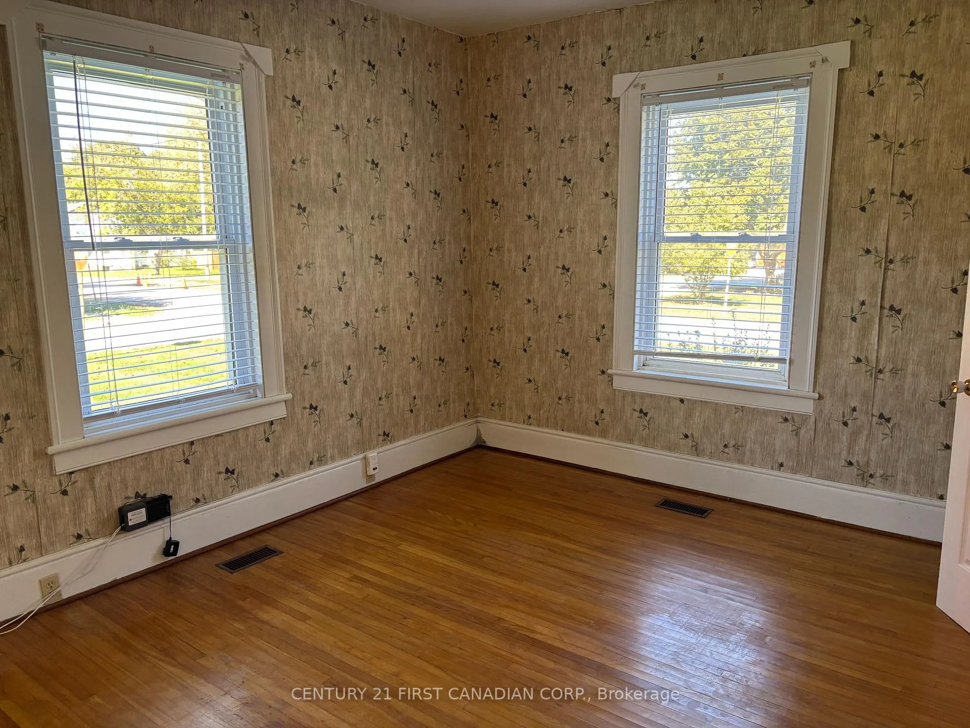 Photo 30 of 163 George Street, North Middlesex, Ailsa Craig — HOMEH